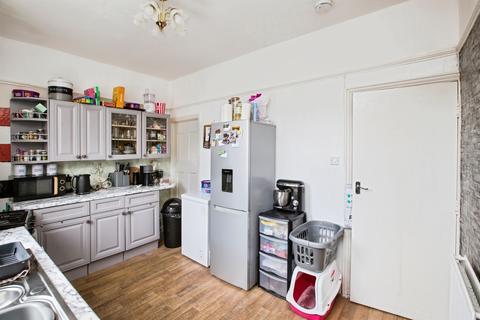 2 bedroom terraced house for sale, Reservoir Road, Halifax