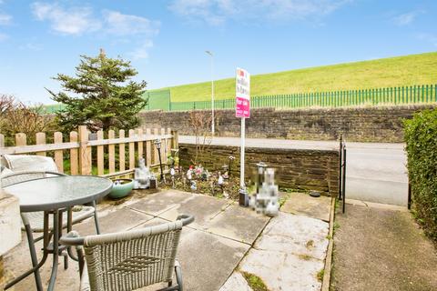 2 bedroom terraced house for sale, Reservoir Road, Halifax