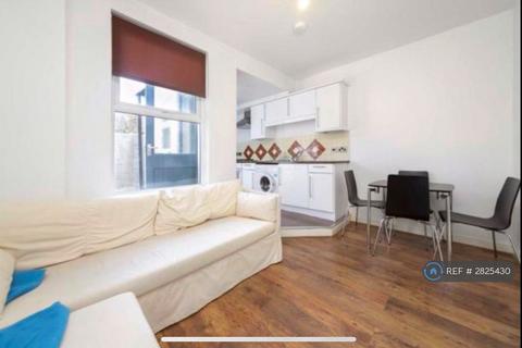 1 bedroom flat to rent, Lillie Rd, Fulham, SW6