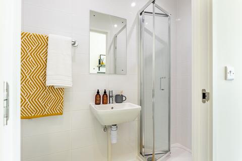 undefined, Platinum Plus En Suite at Great Court, 78 Rolls Road SE1