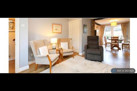 undefined, Highgate Court, Broadway, WR12