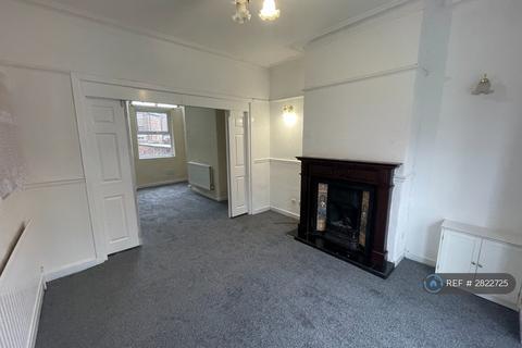 3 bedroom terraced house to rent, Mildred Street, Salford, M7