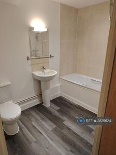 undefined, Mcilroys Building, Reading, RG1