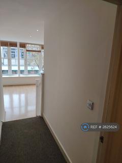undefined, Mcilroys Building, Reading, RG1