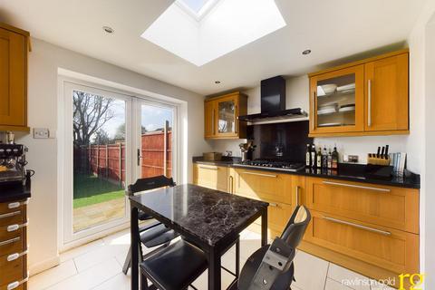 4 bedroom semi-detached house for sale, Whitegate Gardens, Harrow Weald