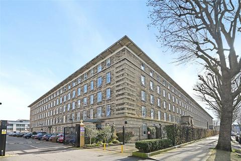 3 bedroom apartment for sale, Bromyard Avenue, London, W3