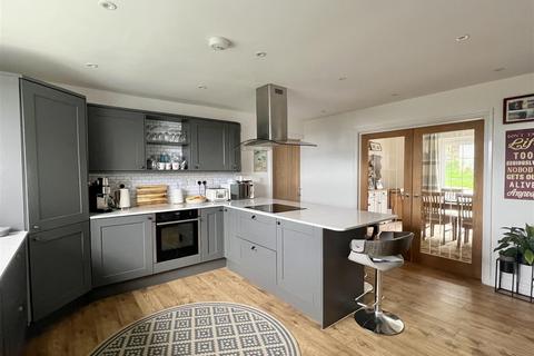 4 bedroom detached house for sale, Lanjeth, St. Austell