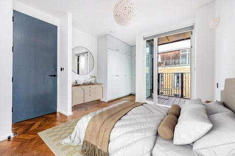 undefined, Gransden Avenue, London E8