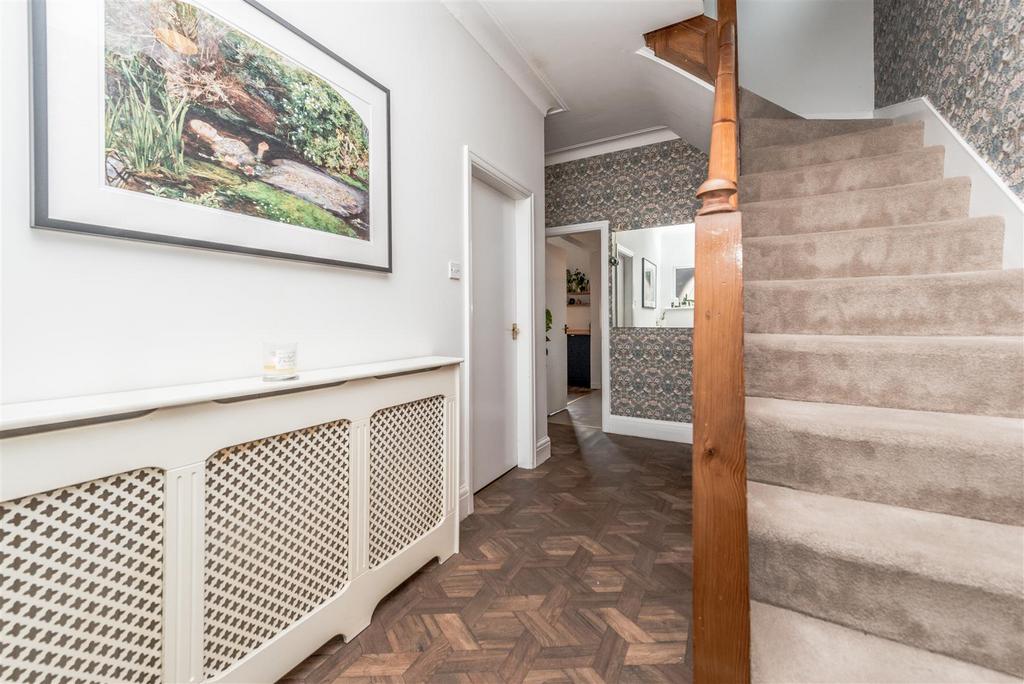 Entrance Hallway: