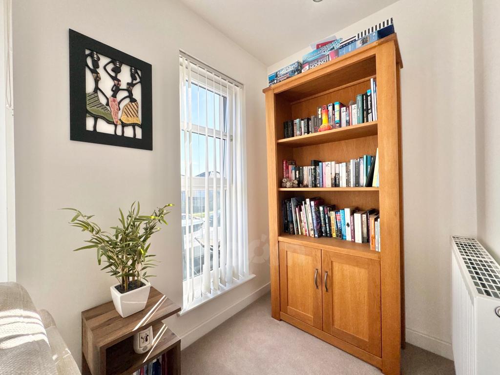 James Mc Kechnie Avenue book nook