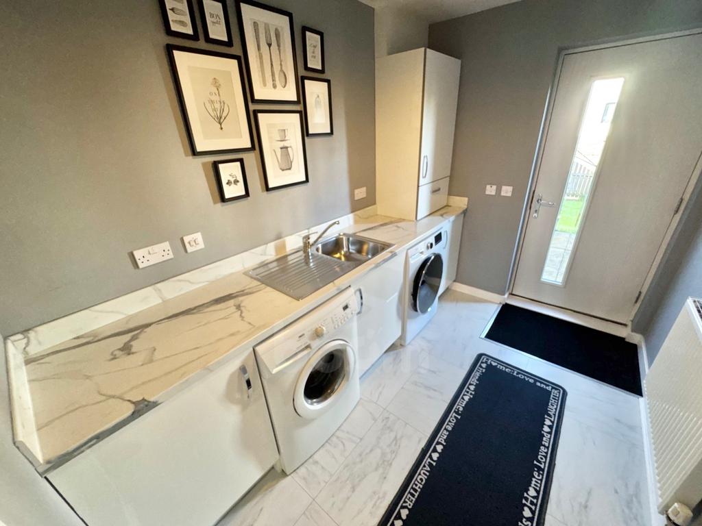 James Mc Kechnie Avenue utility room pic