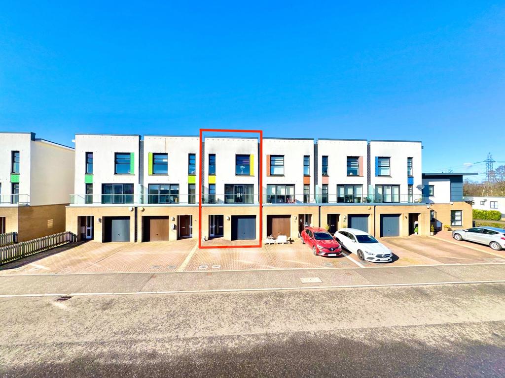 James Mc Kechnie Avenue external photo