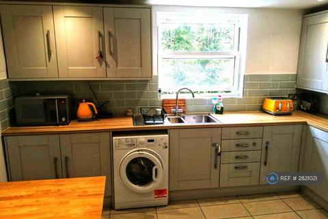undefined, Knighton Park Road, London, SE26