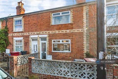 2 bedroom flat to rent, Donnington Gardens, Reading, RG1