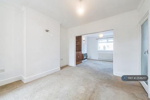 undefined, Donnington Gardens, Reading, RG1