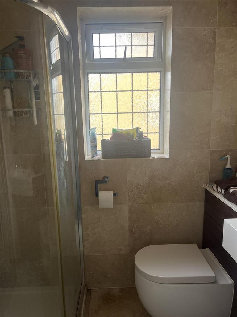 Master Ensuite