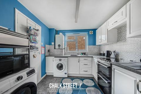 undefined, Victor Close, Hornchurch, RM12