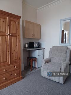 1 bedroom in a house share to rent, Mill Road, Cleethorpes, DN35
