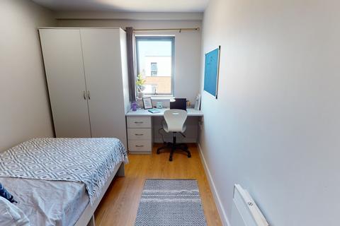 undefined, Chatham Place, Liverpool L7