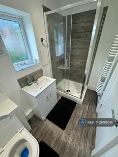 1 bedroom in a house share to rent, Broadway, Sheerness, ME12