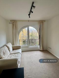 2 bedroom flat to rent, Kennet St, London, E1W