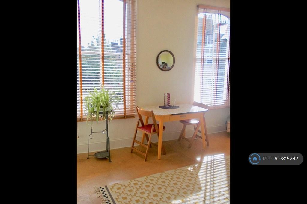 Living Room - East Facing