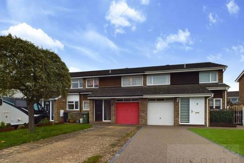 3 bedroom house for sale, Maple Close, Biggleswade, Bedfordshire, SG18 0EE