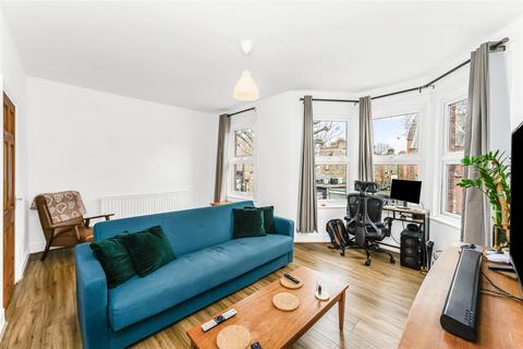 2 bedroom maisonette for sale, Morieux Road, Leyton