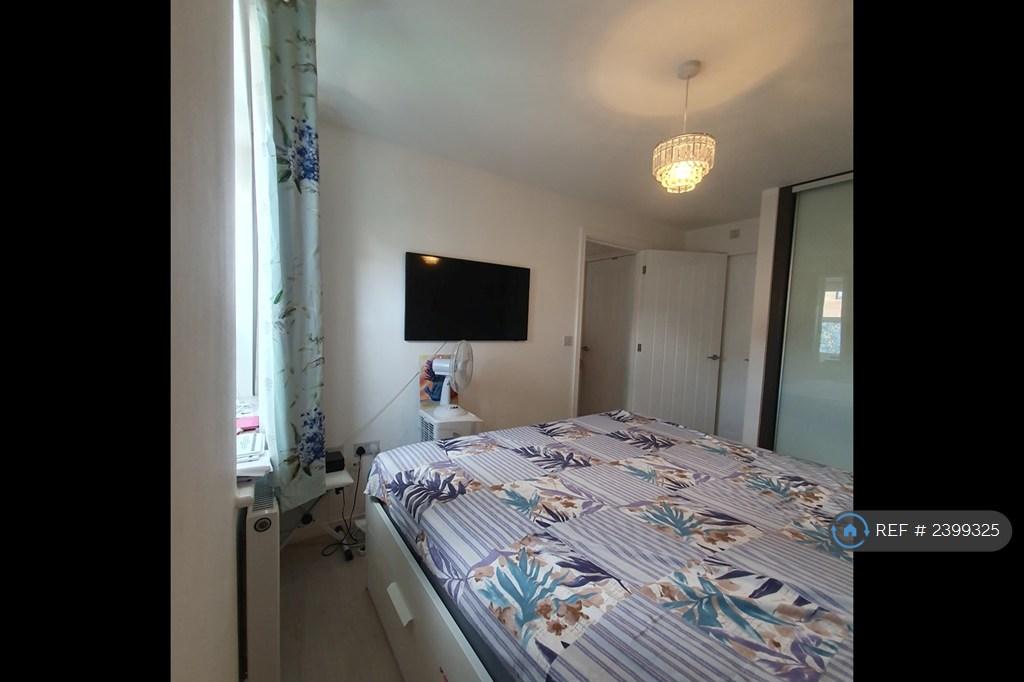 Master Bedroom Ensuite