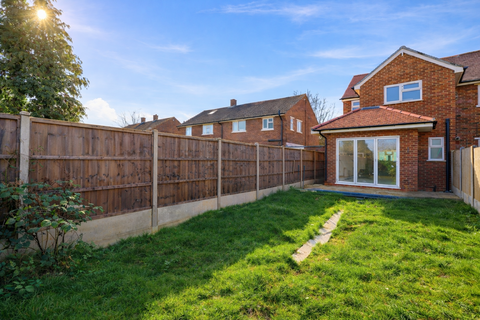 2 bedroom end of terrace house for sale, High Oaks, Hertfordshire AL3
