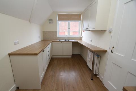 3 bedroom apartment for sale, Milnthorpe Road, Eastbourne BN20