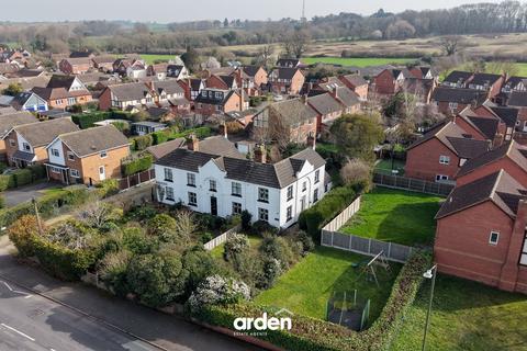Droitwich Road, Fernhill Heath, WR3