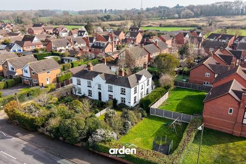 3 bedroom terraced house for sale, Droitwich Road, Fernhill Heath, WR3