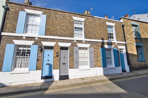 2 bedroom terraced house for sale, North Street, Deal, Kent, CT14