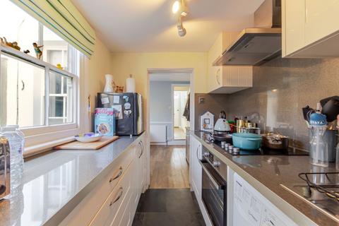 2 bedroom terraced house for sale, North Street, Deal, Kent, CT14