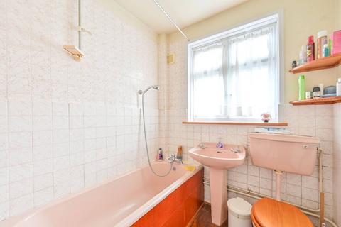1 bedroom maisonette for sale, Braemar Avenue, Neasden, London, NW10