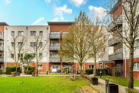 2 bedroom flat for sale, Hawker Place, Walthamstow, London, E17