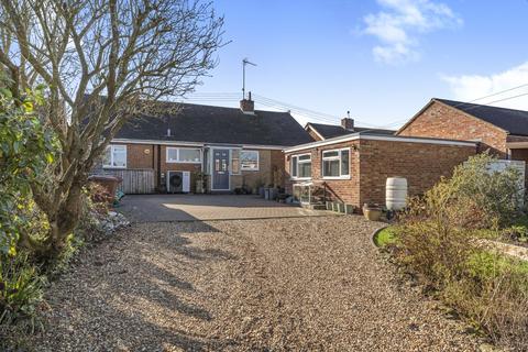 3 bedroom bungalow for sale, Claydon, Oxfordshire OX17
