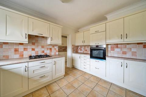 3 bedroom bungalow for sale, Almond Road,  Bicester,  Oxfordshire,  OX26