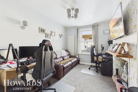 3 bedroom terraced house for sale, Stevens Street, Lowestoft