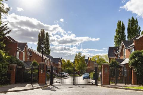 undefined, Bay Tree Close, IG6