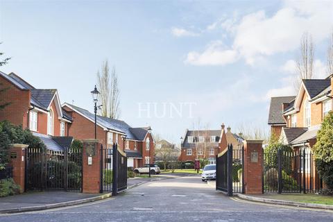 undefined, Bay Tree Close, IG6