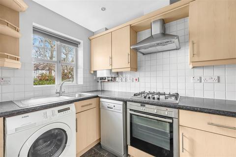 undefined, Amber Lane, IG6