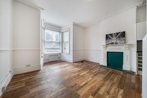 Studio for sale, Ray Park Road, Maidenhead