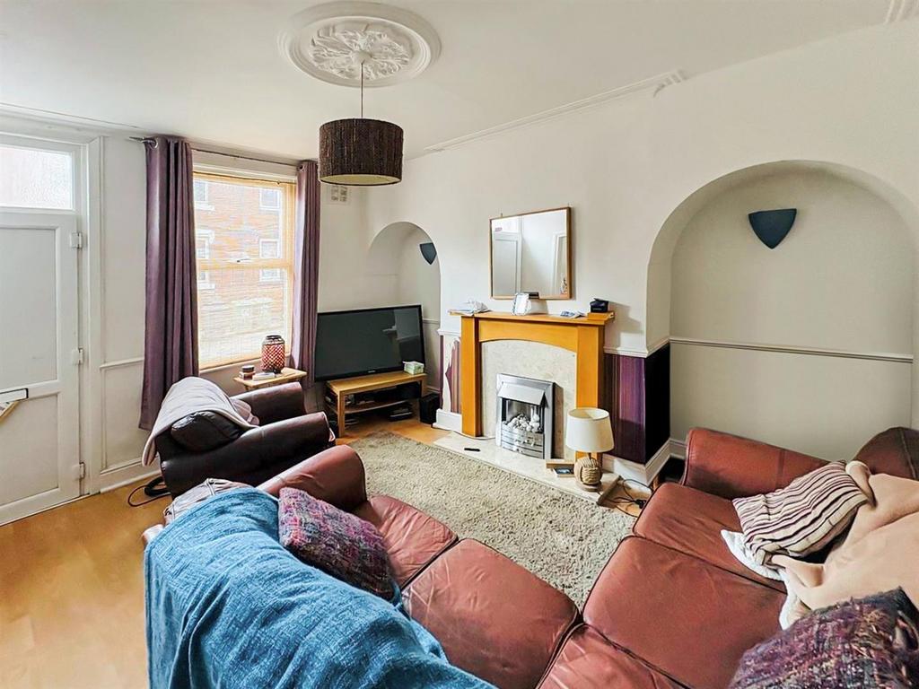 Living Room: