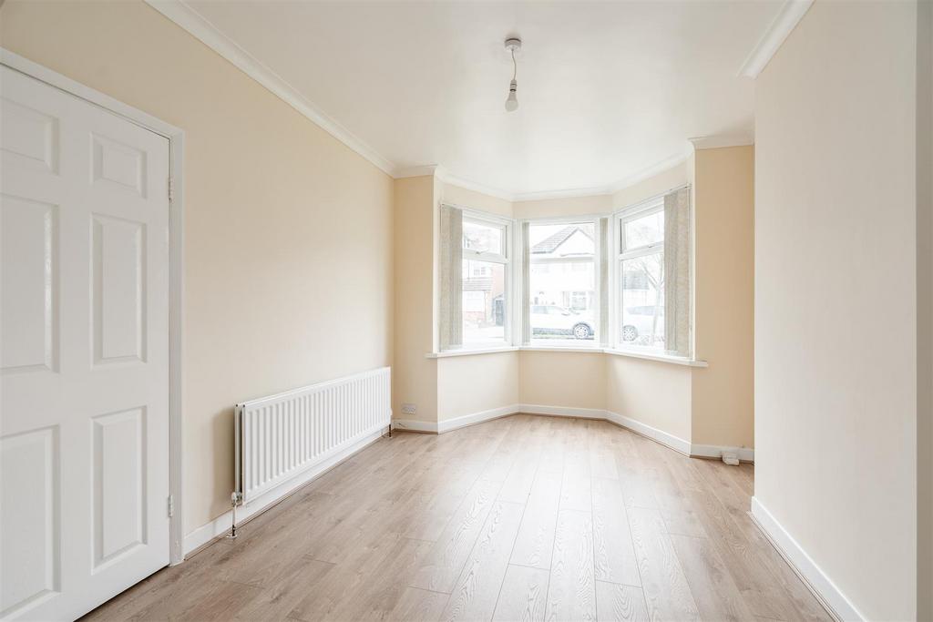 80 Bushmore Road 1.jpg
