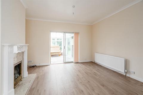 3 bedroom semi-detached house to rent, Bushmore Road, Hall Green, Birmingham