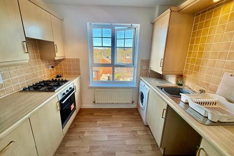 2 bedroom apartment to rent, Cleeves Court, Nottingham, NG7