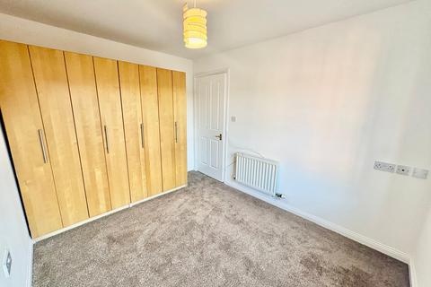 2 bedroom apartment to rent, Cleeves Court, Nottingham, NG7
