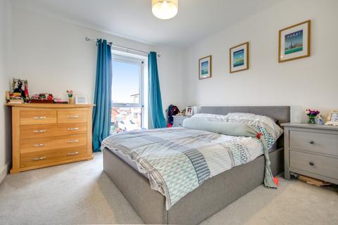 undefined, Arnold Place, Copthorne, RH10